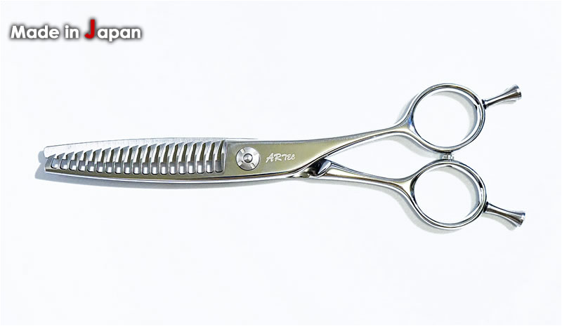 【入荷のお知らせ】カットシザーX368S/青龍600&セニングシザーM7825S入荷いたしました